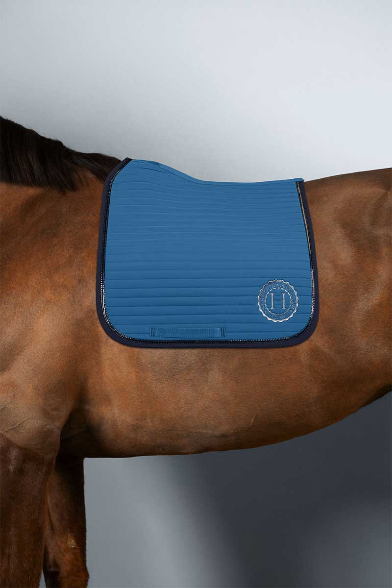 karembar-saddle-pad-rider (5)